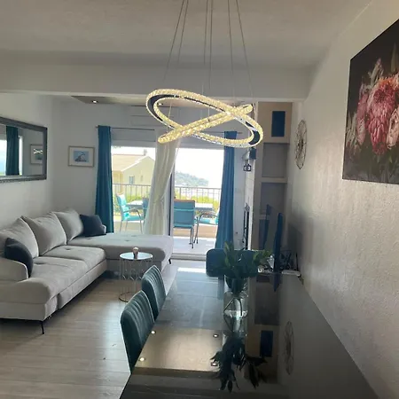 Glow Apartment *